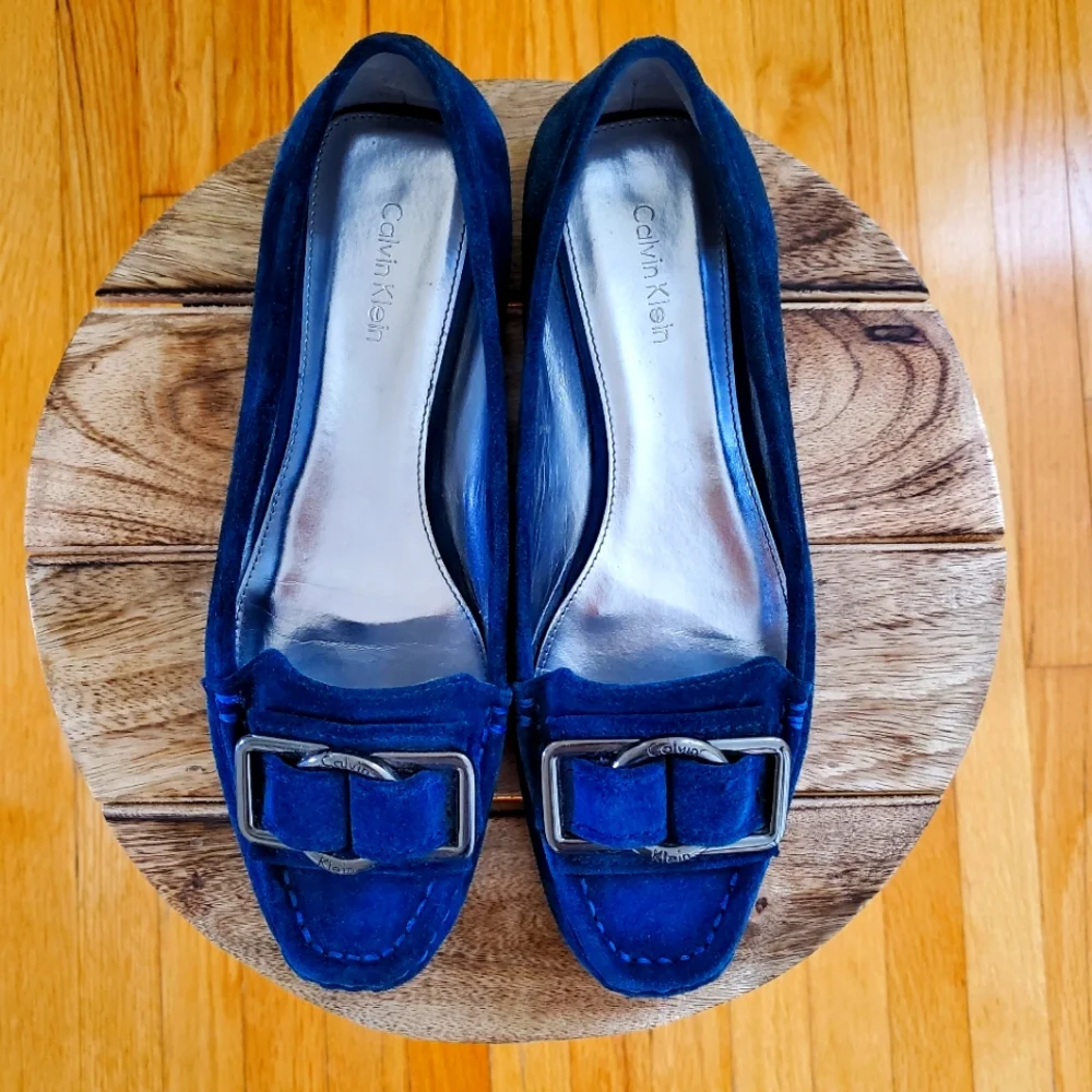 Shoes - Picture 1 of 4